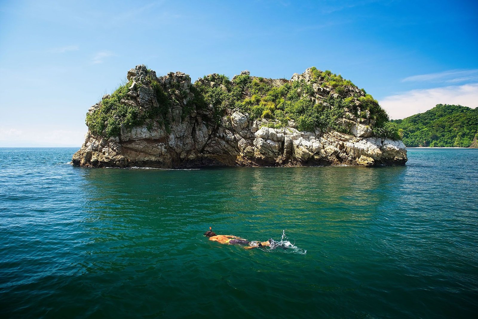 Isla Tortuga Snorkling Tour